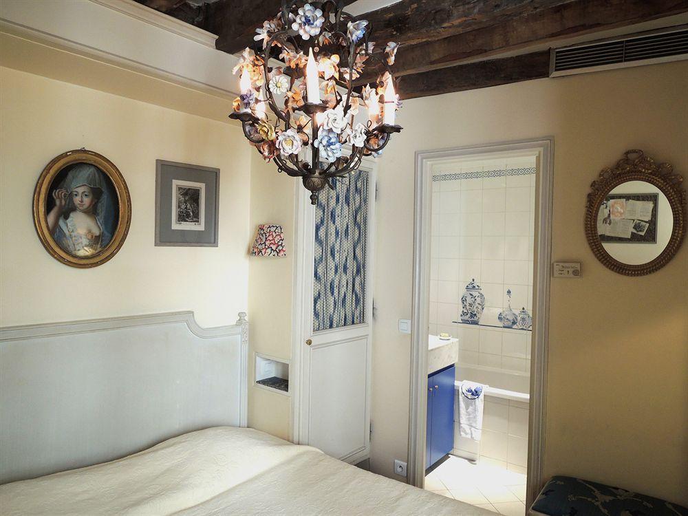 Hotel Caron De Beaumarchais Paris Eksteriør bilde
