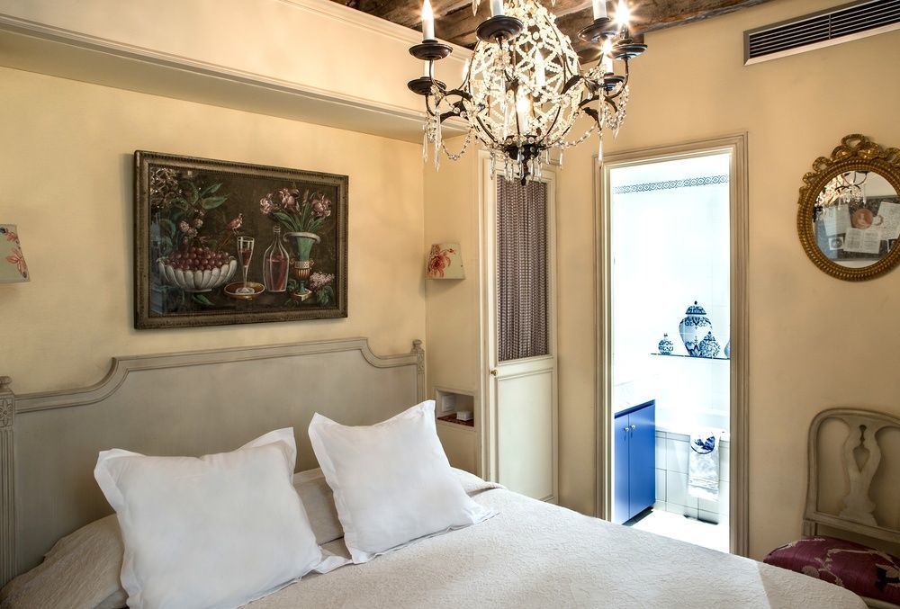 Hotel Caron De Beaumarchais Paris Eksteriør bilde