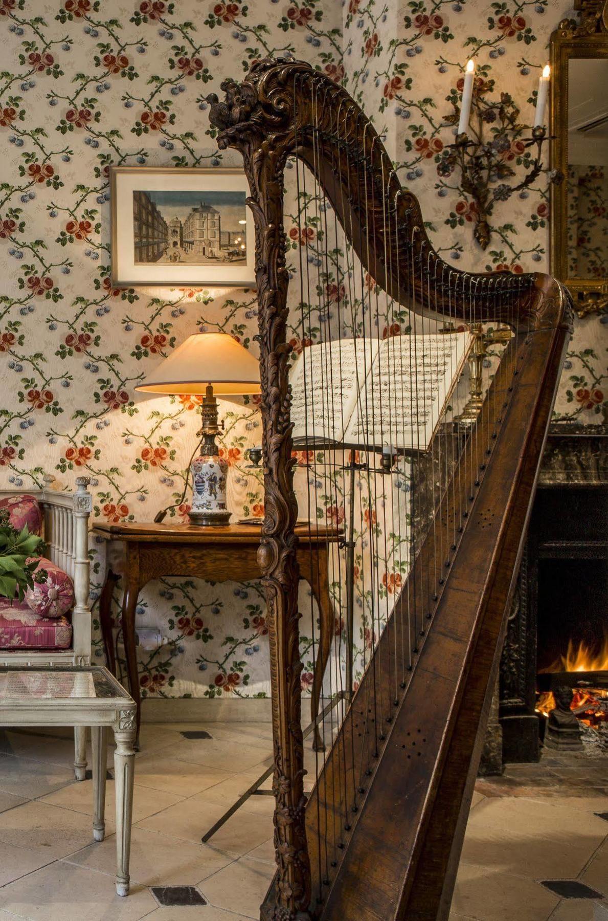 Hotel Caron De Beaumarchais Paris Eksteriør bilde